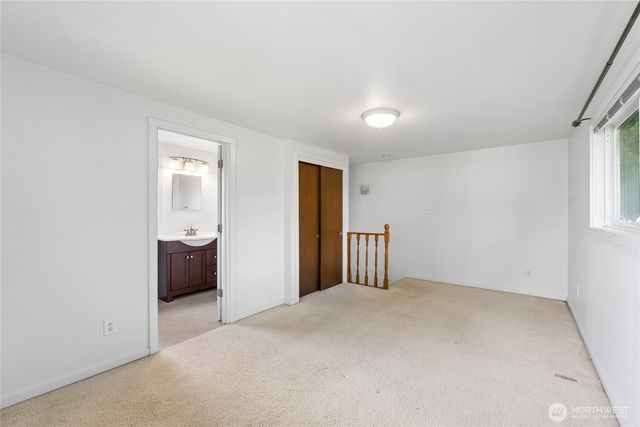 1033 151st Avenue SE, Bellevue, WA 98007