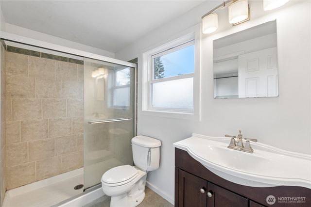 1033 151st Avenue SE, Bellevue, WA 98007