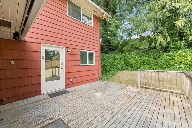 1033 151st Avenue SE, Bellevue, WA 98007