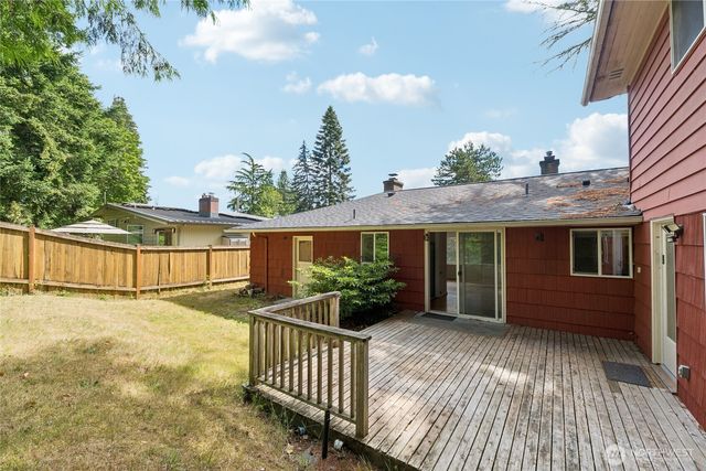 1033 151st Avenue SE, Bellevue, WA 98007