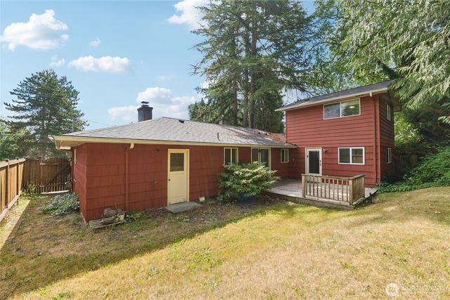 1033 151st Avenue SE, Bellevue, WA 98007