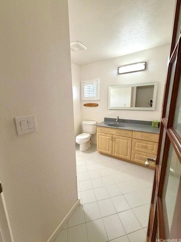 1553 Haku Street A, Honolulu, HI 96819