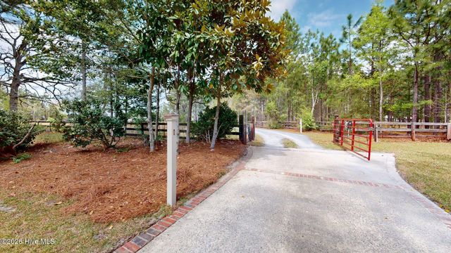 449 Rose Ridge Road, Aberdeen, NC 28315