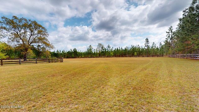 449 Rose Ridge Road, Aberdeen, NC 28315