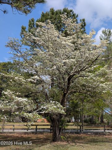 449 Rose Ridge Road, Aberdeen, NC 28315