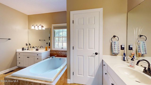 449 Rose Ridge Road, Aberdeen, NC 28315