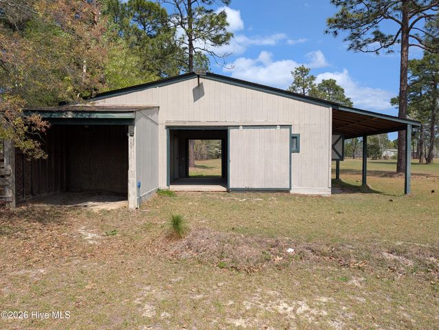 449 Rose Ridge Road, Aberdeen, NC 28315