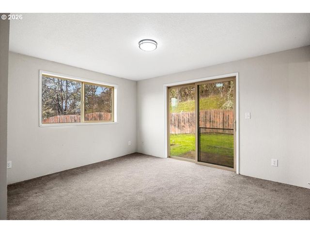 8981 GARDEN VALLEY Rd, Roseburg, OR 97470