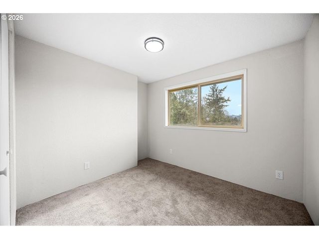 8981 GARDEN VALLEY Rd, Roseburg, OR 97470