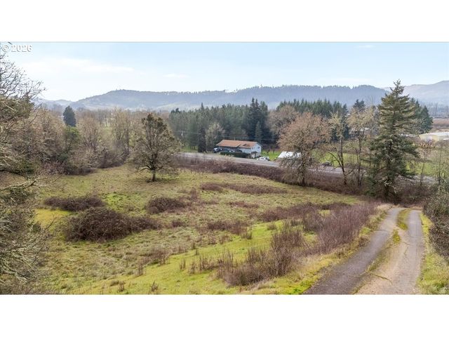 8981 GARDEN VALLEY Rd, Roseburg, OR 97470