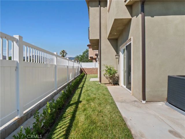 12515 Haleh Lane, Sylmar, CA 91342
