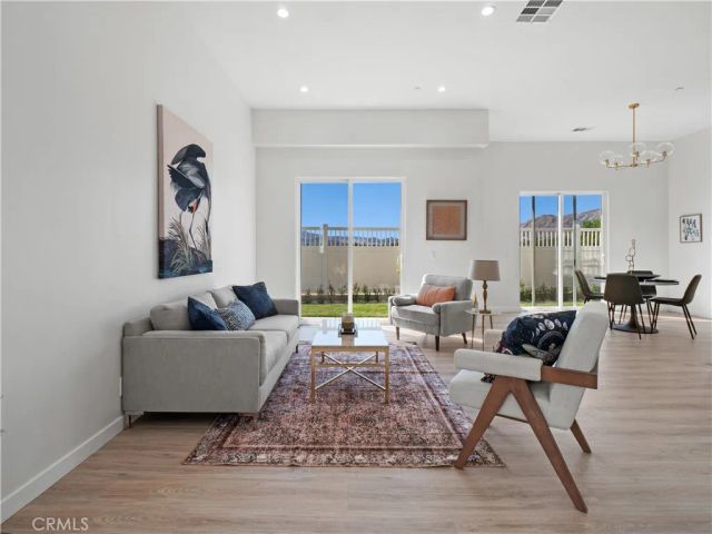 12515 Haleh Lane, Sylmar, CA 91342