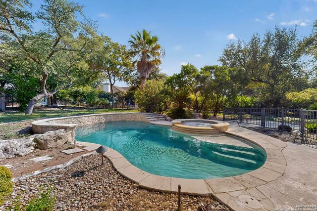 82 Three Lakes, San Antonio, TX 78248