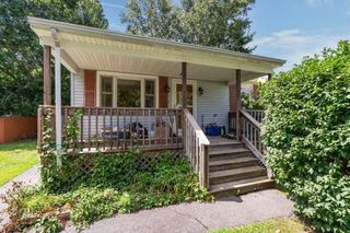 127 Kenmar Dr, Somerset, MA 02726