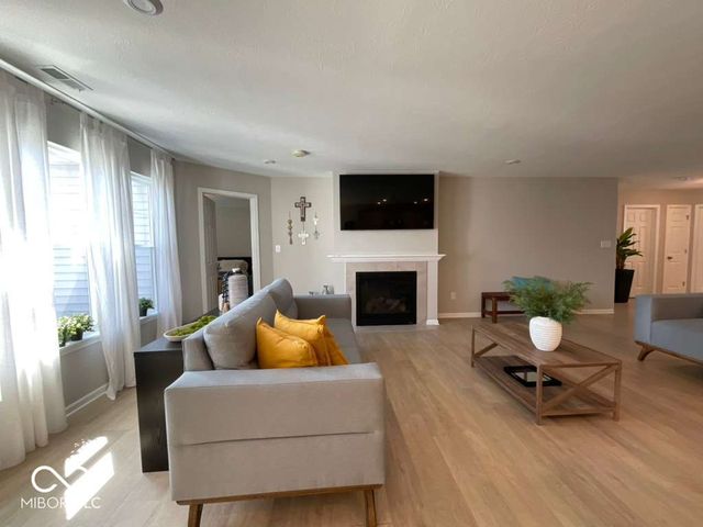 19366 Goins Boulevard, Westfield, IN 46074