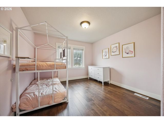 7752 Sw CHARLES Ter, Beaverton, OR 97007