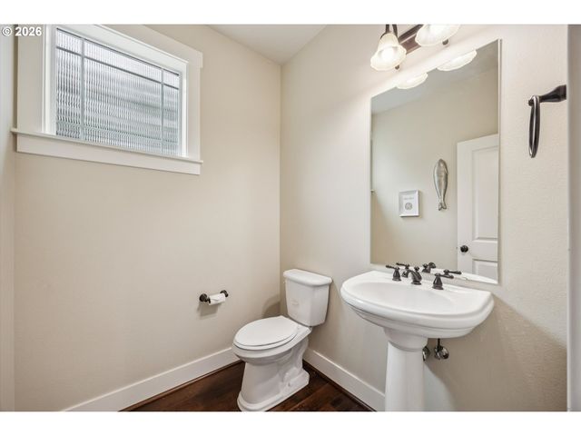 7752 Sw CHARLES Ter, Beaverton, OR 97007