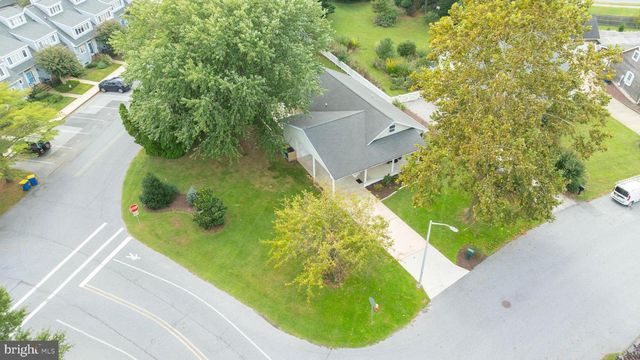 1 HENLOPEN CT, Lewes, DE 19958