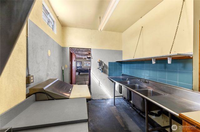 110 Glover Street, Twisp, WA 98856