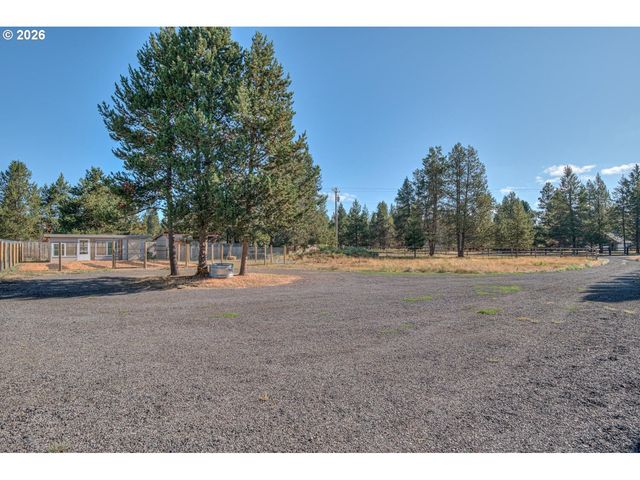 53475 BRIDGE Dr, La Pine, OR 97739