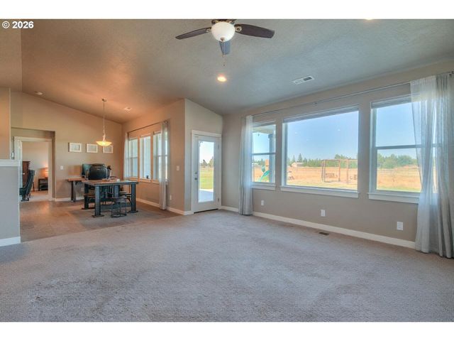 53475 BRIDGE Dr, La Pine, OR 97739