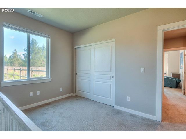 53475 BRIDGE Dr, La Pine, OR 97739