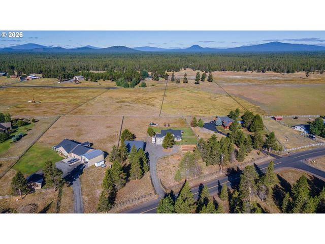 53475 BRIDGE Dr, La Pine, OR 97739