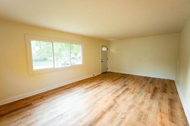 1153 N 11th AVENUE, West Bend, WI 53090