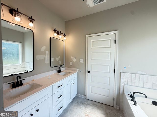 164 Piney Woods Drive 7, Newnan, GA 30263