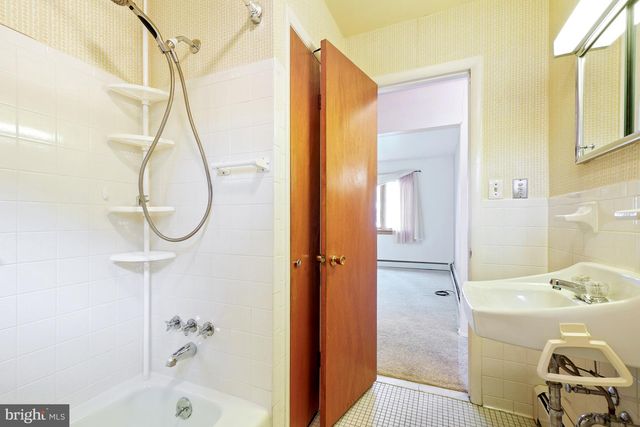 1403 DISNEY RD, Severn, MD 21144