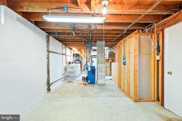 1403 DISNEY RD, Severn, MD 21144