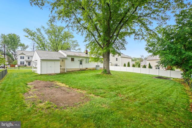 1403 DISNEY RD, Severn, MD 21144