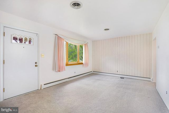 1403 DISNEY RD, Severn, MD 21144