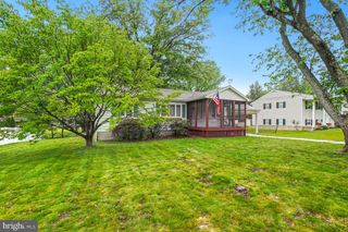 1403 DISNEY RD, Severn, MD 21144