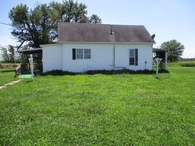 17750 N RTE. Z, Centralia, MO 65240