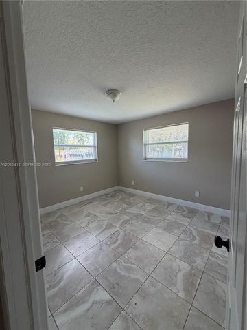 9250 SW 168th St 9252, Palmetto Bay, FL 33157