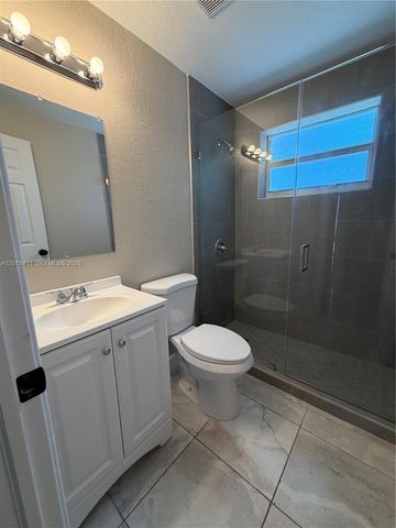 9250 SW 168th St 9252, Palmetto Bay, FL 33157