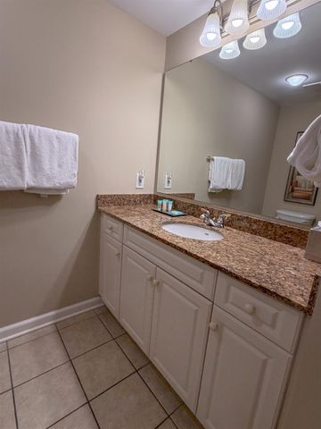 9994 Beach Club Dr Apt 1205, Myrtle Beach, SC 29572