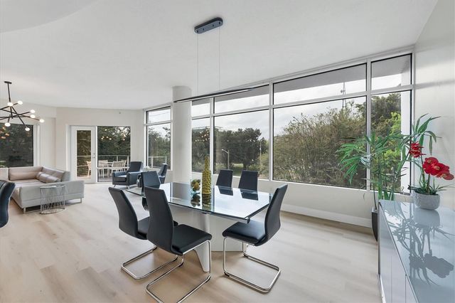 525 E JACKSON STREET 302, Orlando, FL 32801