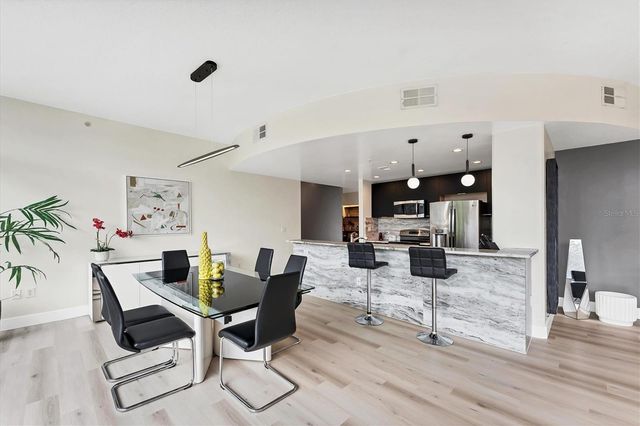 525 E JACKSON STREET 302, Orlando, FL 32801