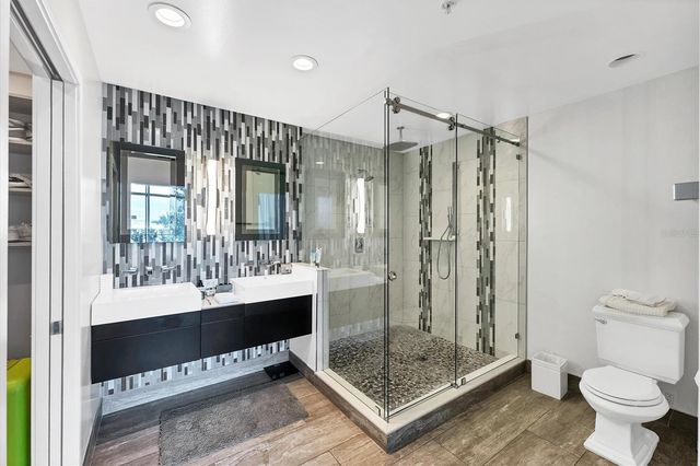 525 E JACKSON STREET 302, Orlando, FL 32801