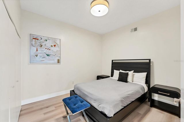 525 E JACKSON STREET 302, Orlando, FL 32801