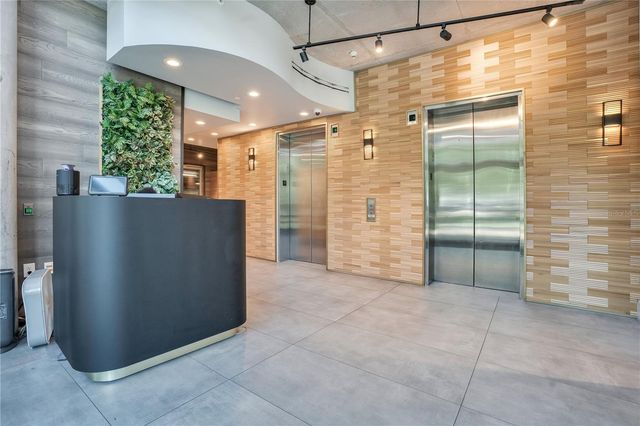 525 E JACKSON STREET 302, Orlando, FL 32801