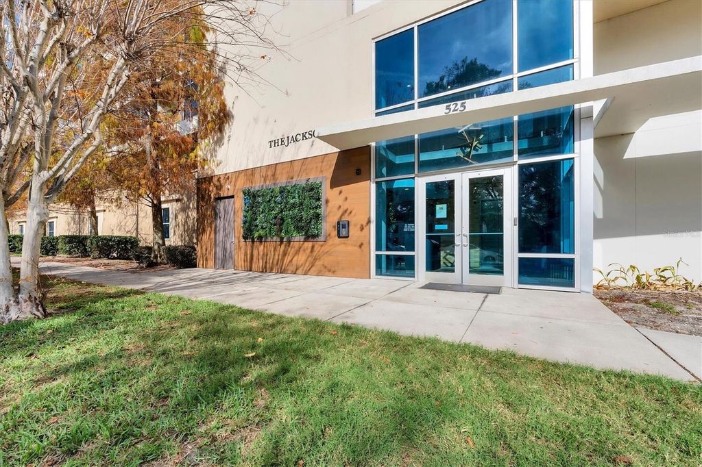 525 E JACKSON STREET 302, Orlando, FL 32801