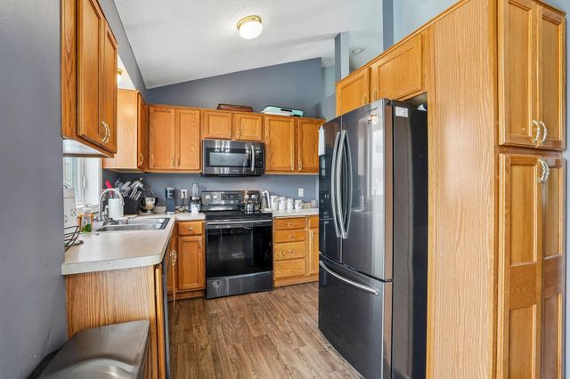 1113 Hickory Street, Farmington, MN 55024