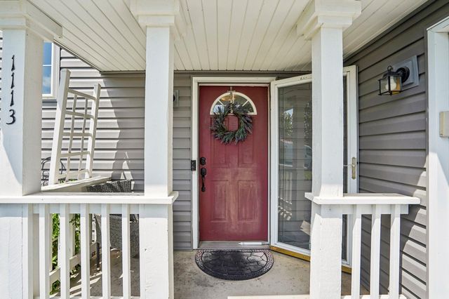 1113 Hickory Street, Farmington, MN 55024