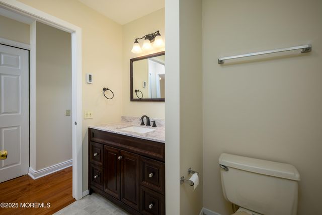 25 Dartmouth Street 61, Whiting, NJ 08759