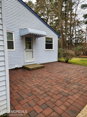 25 Dartmouth Street 61, Whiting, NJ 08759