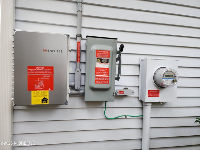 25 Dartmouth Street 61, Whiting, NJ 08759