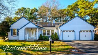 25 Dartmouth Street 61, Whiting, NJ 08759